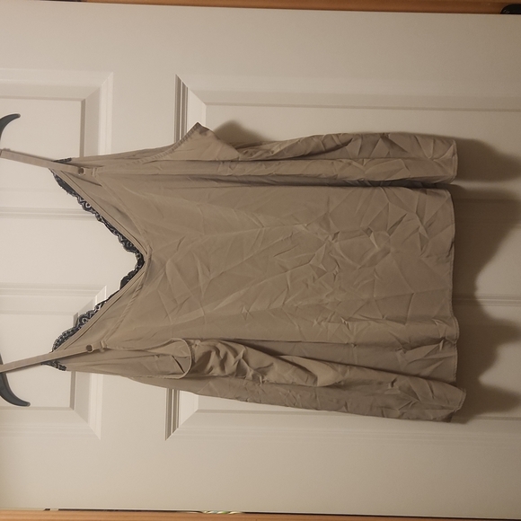 Torrid Beige Spaghetti Strap Top - Picture 6 of 9